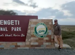 vesna-at-serengeti-sign-on-safari