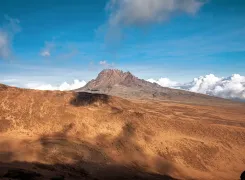Kilimanjaro-lawatower